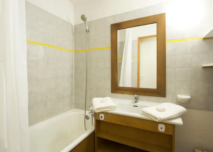 Odalys Les Hauts Du Rogoney Hotel apartamentowy 3*