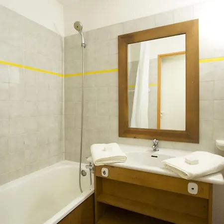 Odalys Les Hauts Du Rogoney Aparthotel 3*