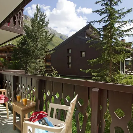 Aparthotel Odalys Les Hauts Du Rogoney 3*